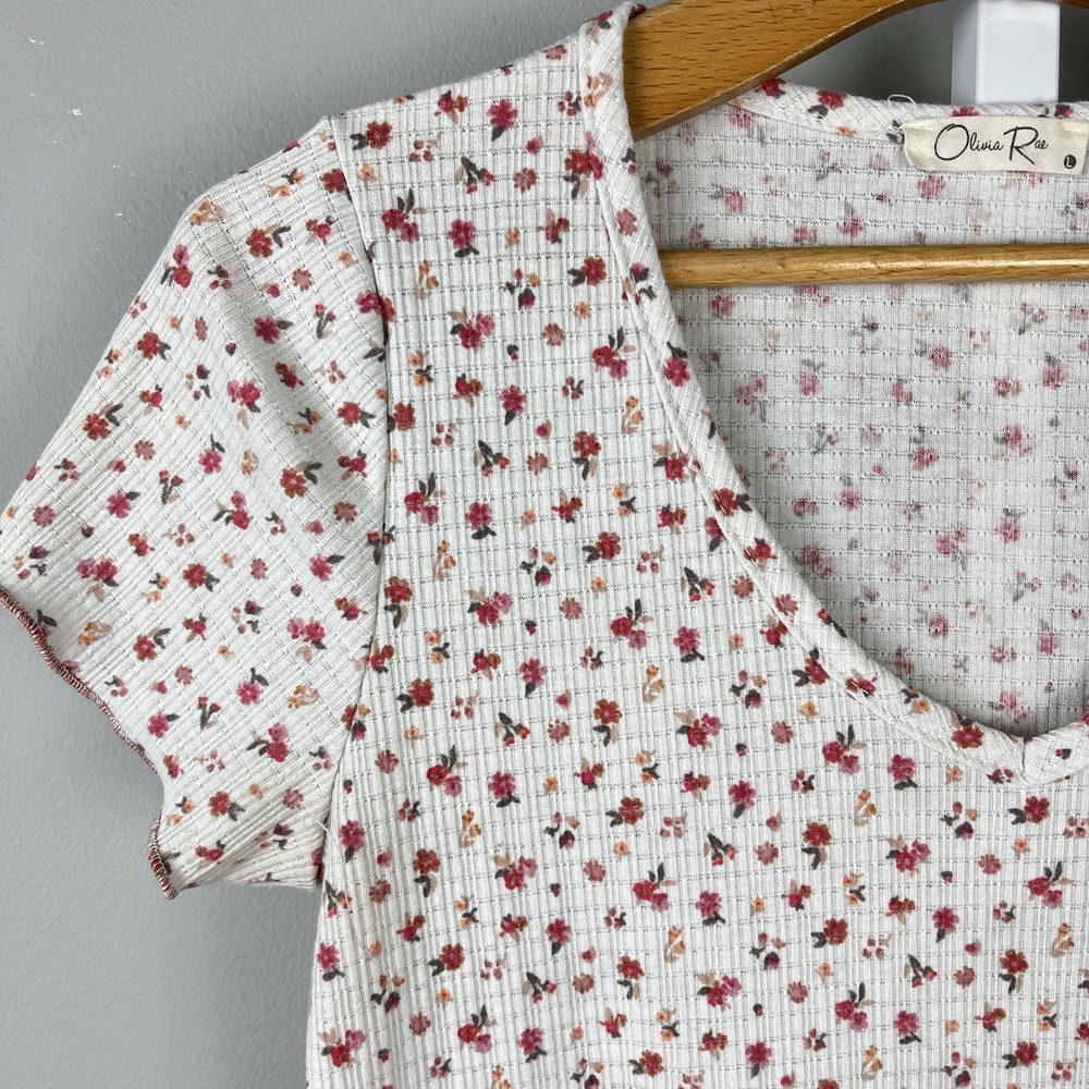 Olivia Rae Floral Babydoll Tee Top T-Shirt Juniors‎ L Short Sleeve Lettuce Hem
